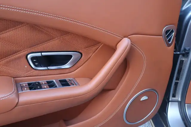 Bentley Continental view 11