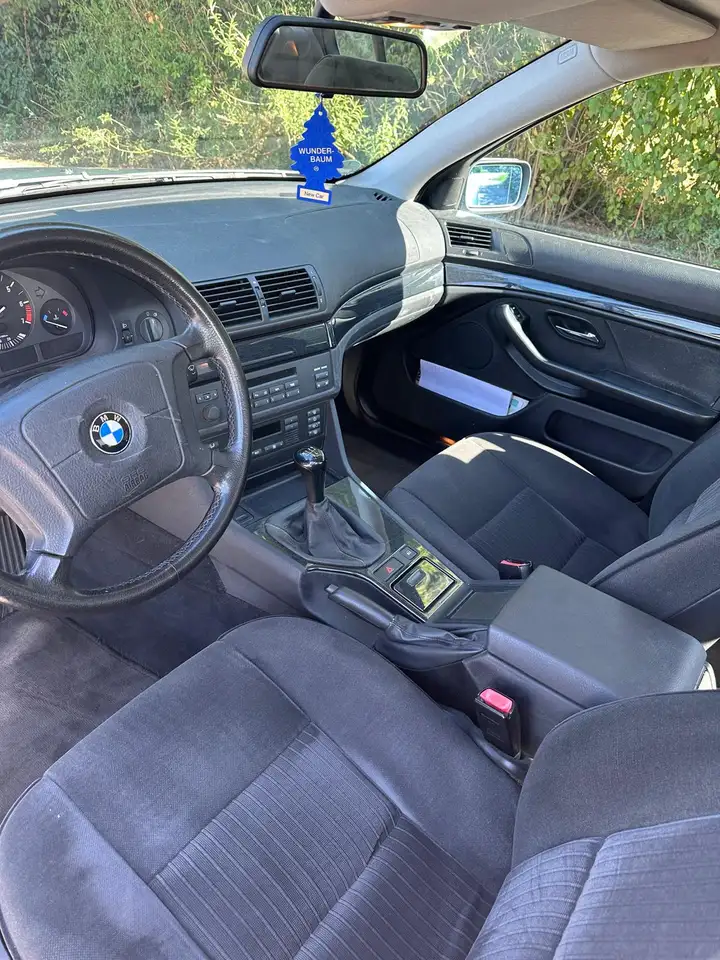 BMW 520i, foto 3