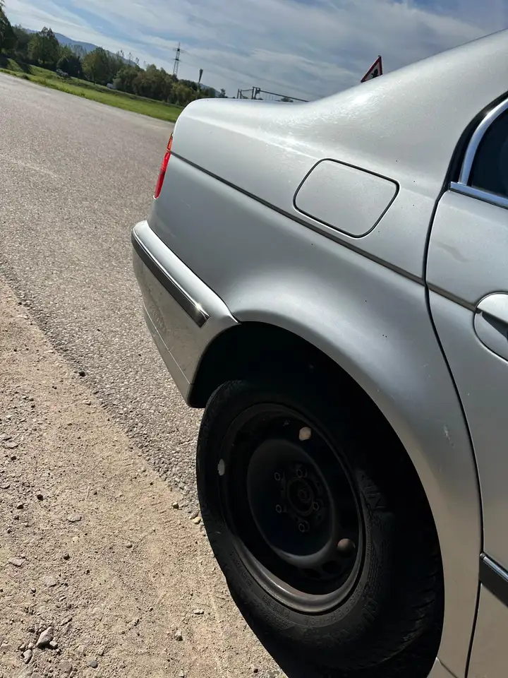 BMW 520i, foto 8