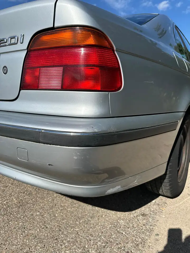 BMW 520i, foto 12