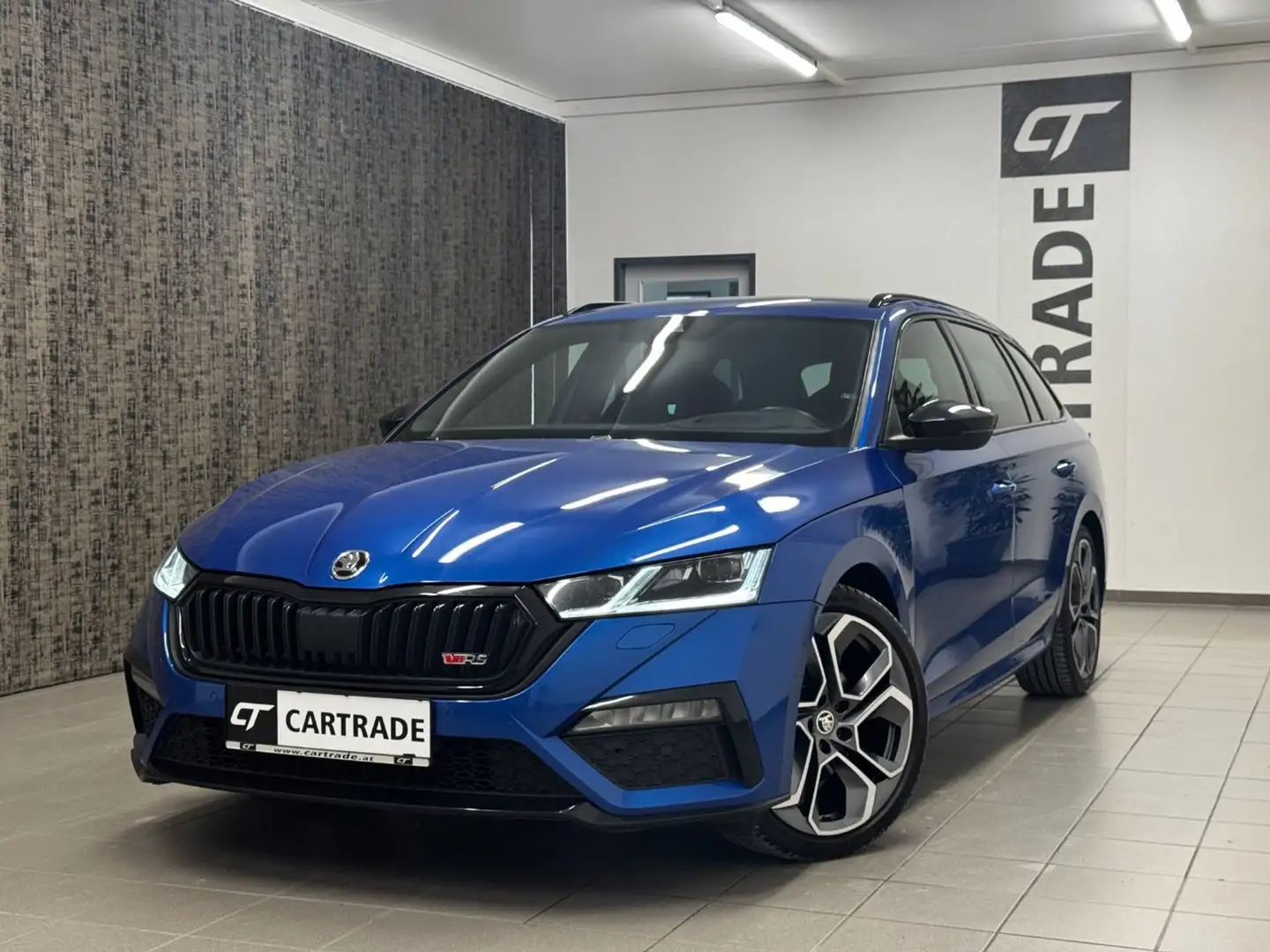 Skoda Octavia 2.0 TDI DPF RS Blau - 1