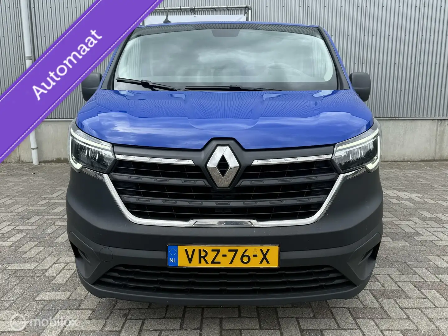 Renault Trafic bestel 2.0 dCi 150pk T29 L1H1 Comfort Automaat 202 Blauw - 2
