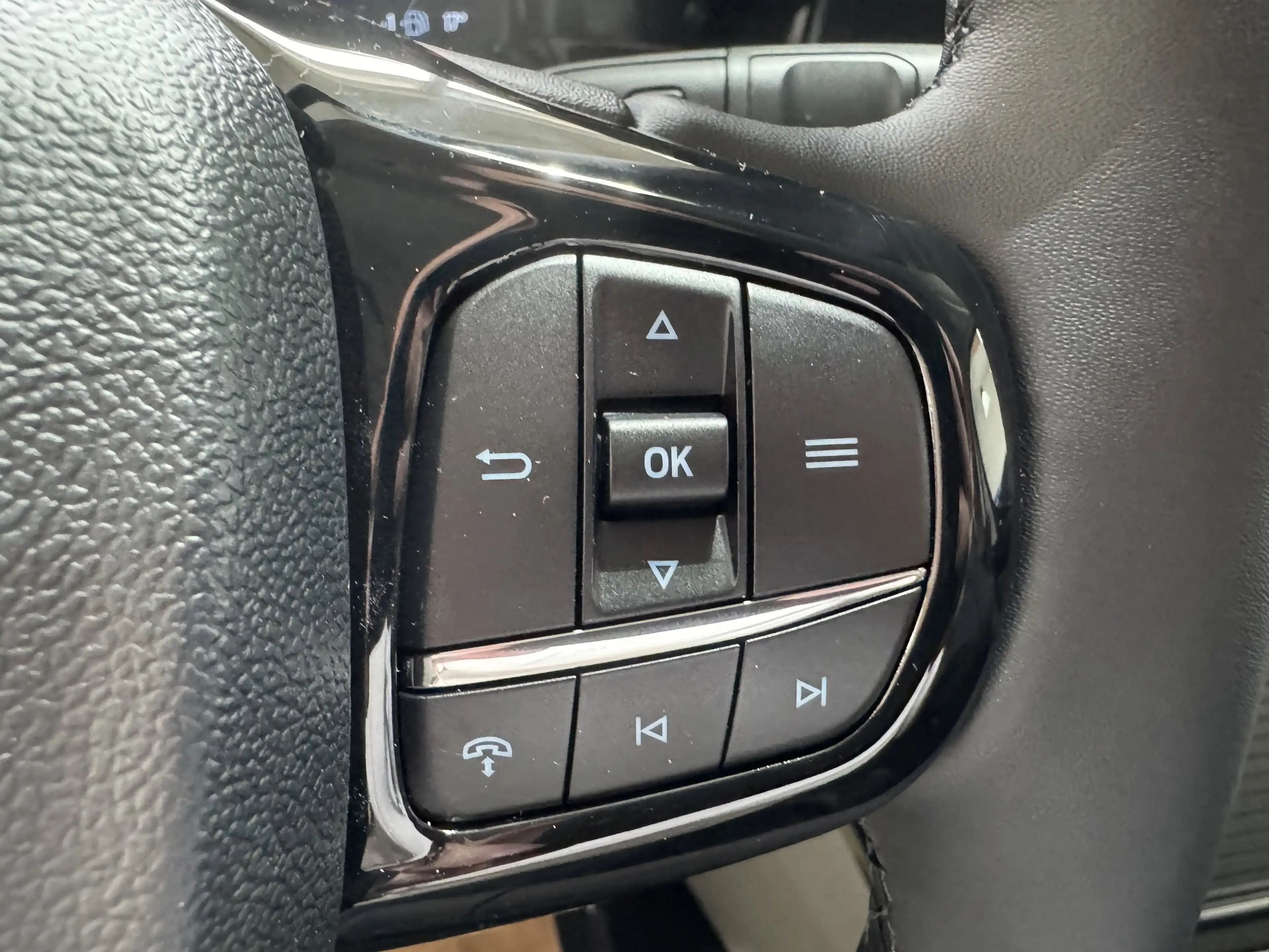 Ford Tourneo Custom Titanium X L1 AWD MATRIX-LED / AHK — photo 14