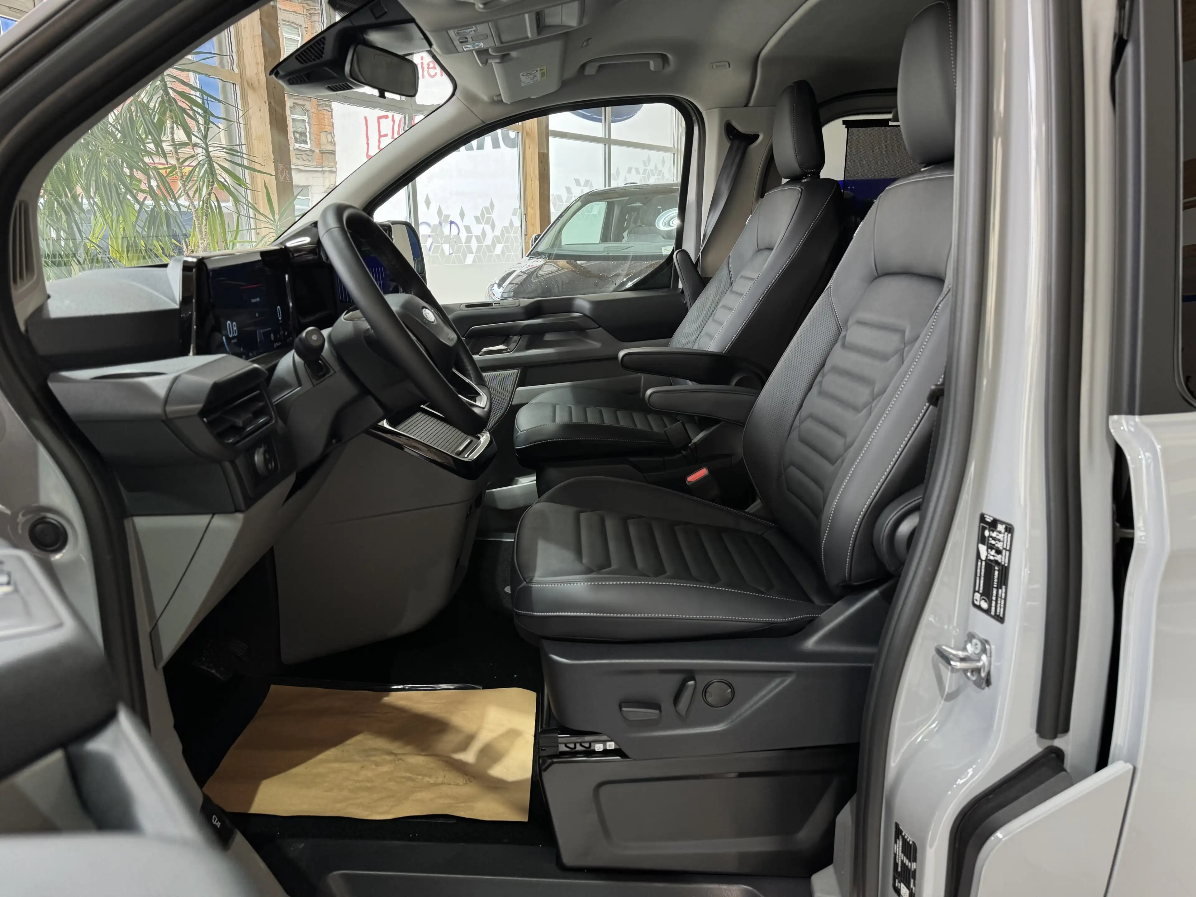 Ford Tourneo Custom Titanium X L1 AWD MATRIX-LED / AHK — photo 10