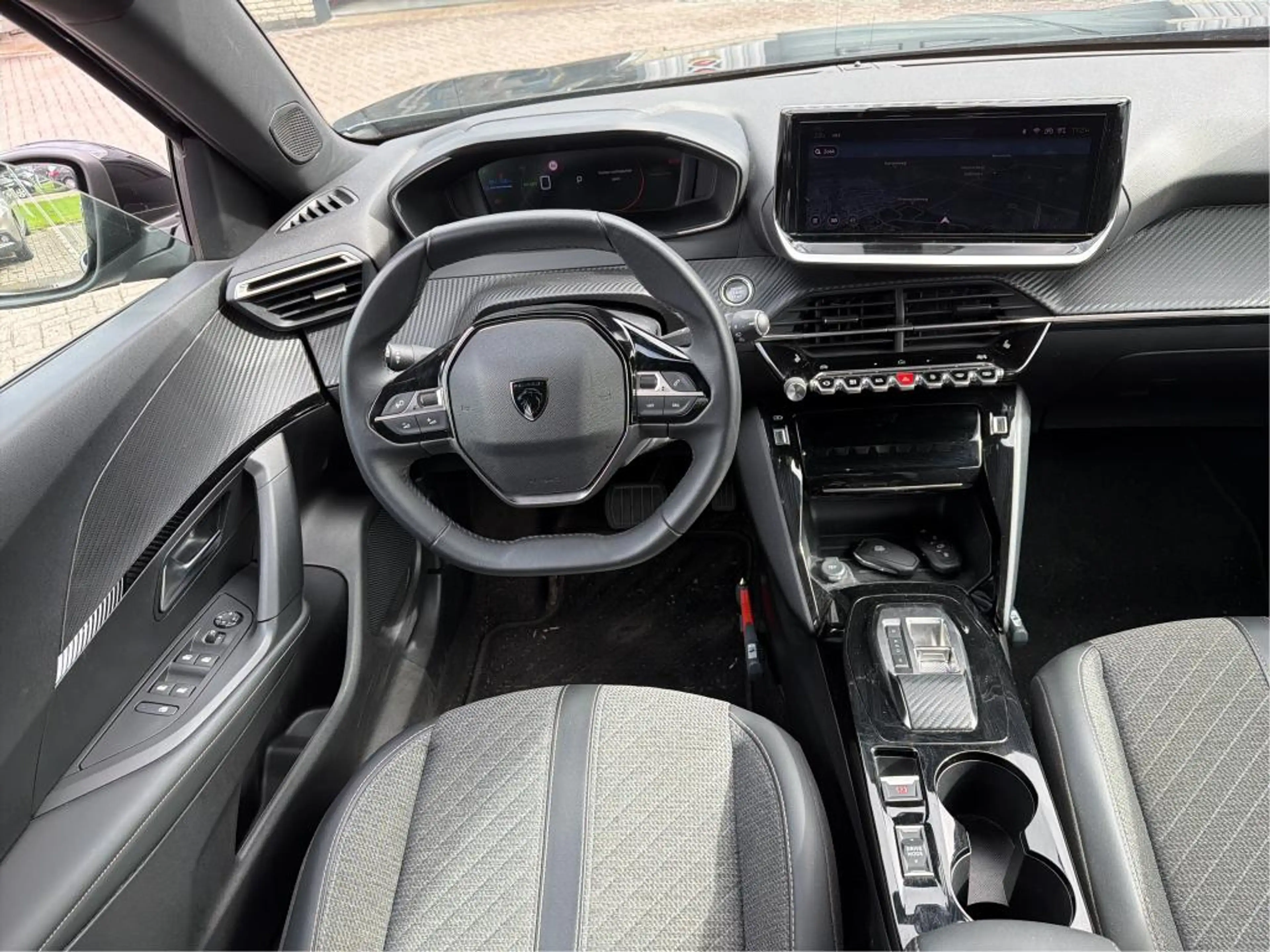 Peugeot e-2008 EV Allure 54 kWh | Fase 3 laden | Nieuw model | St — photo 5