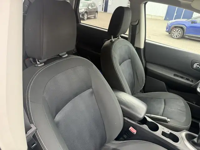 Nissan Qashqai view 5