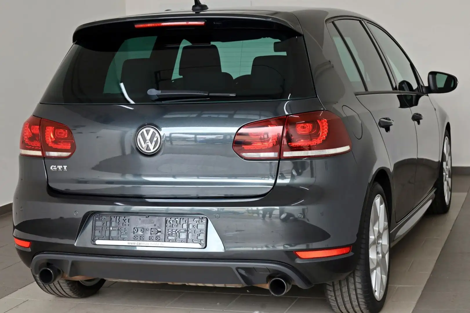 Volkswagen Golf VI GTI Edition 35 Navi,Xenon,SH,PDC,SR+WR Szürke - 2
