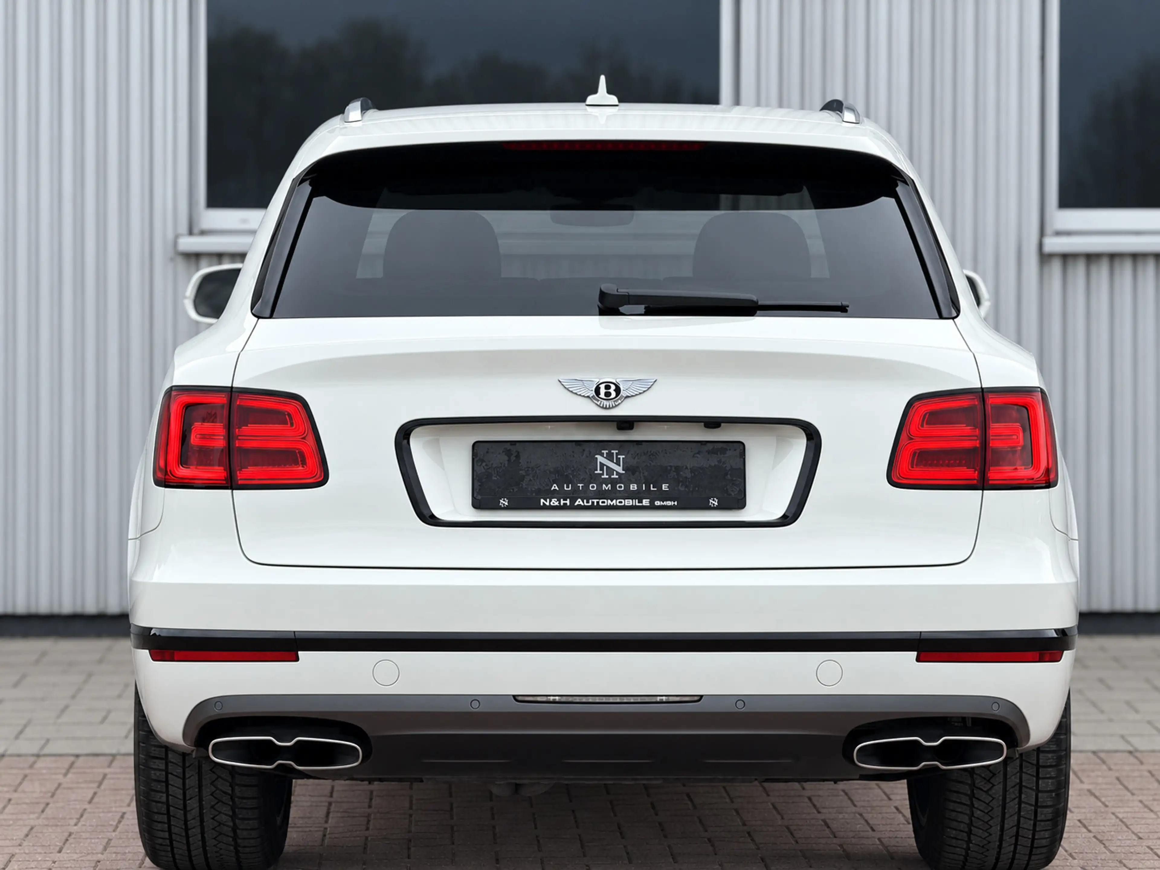 Bentley Bentayga V8 Diesel*NIGHT VISION*HUD*MASSAGE*360° — photo 13