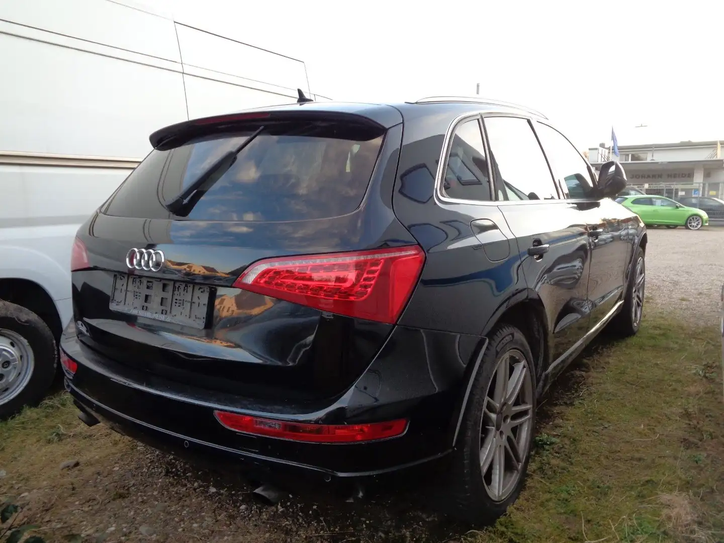 Audi Q5 2.0 TFSI  quattro S-Line Automatikgetriebe Fekete - 2