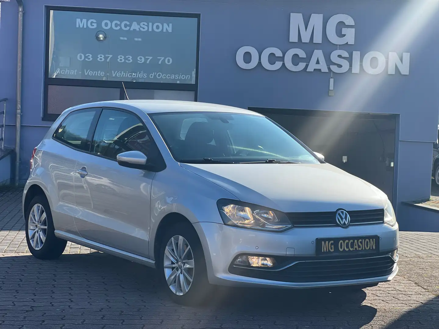 Volkswagen Polo 1.4 TDI 105 BlueMotion Technology Sportline Gris - 2