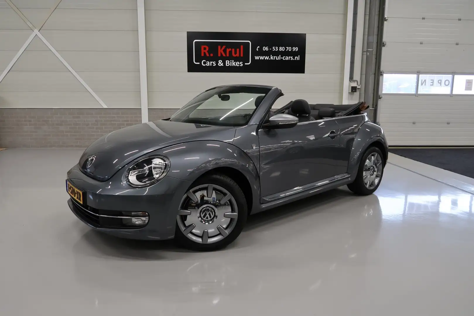 Volkswagen Beetle Cabriolet 1.4 TSI Karmann DSG 150 pk Automaat Came Gris - 2