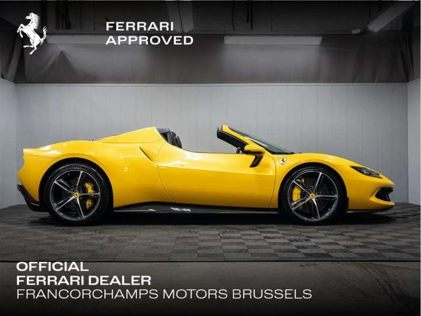 Ferrari 296 GTS Jaune - 2