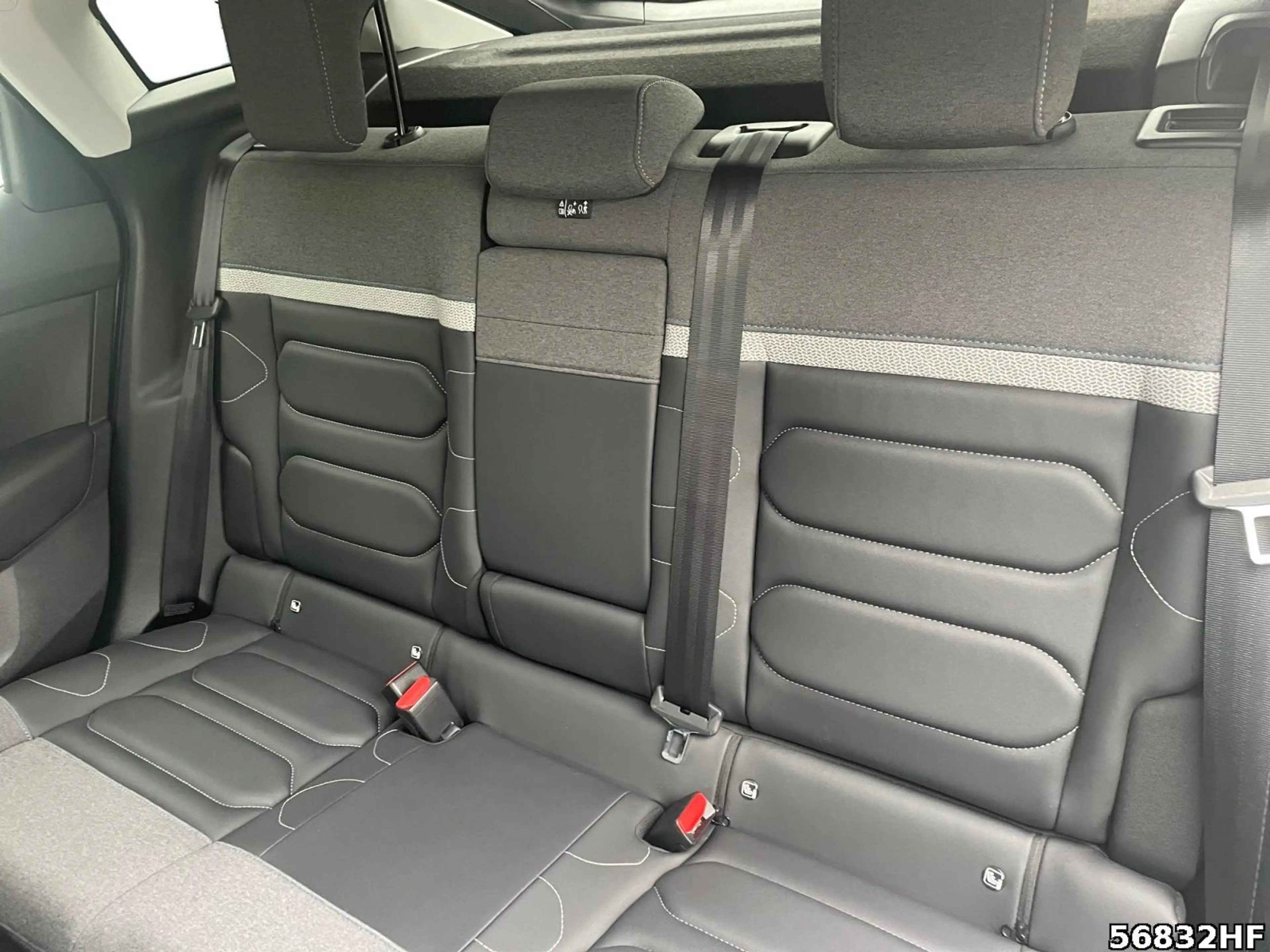 Citroen C4 Shine 130PS AT *NAVI*SHZ*PDC*KAMERA* — photo 12