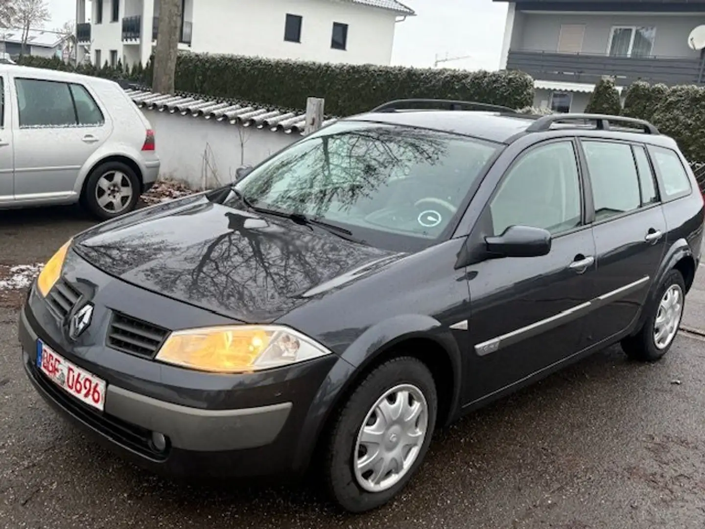 Renault Megane Privilege Winter Auto Grau - 1