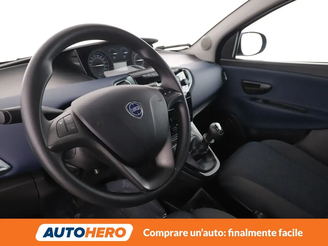 Lancia Ypsilon 2024 — фото 11
