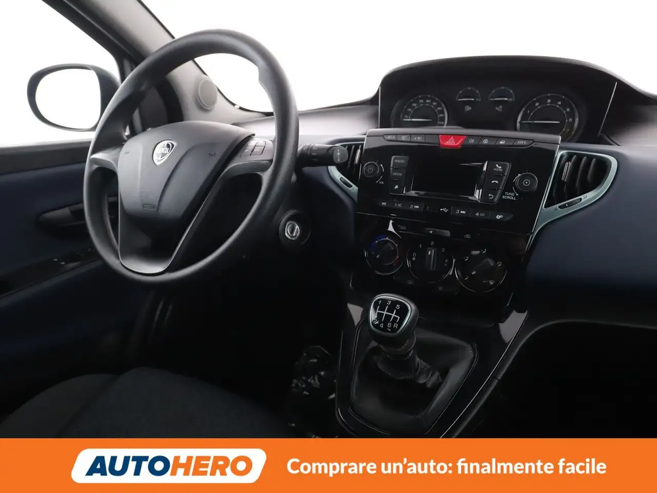 Lancia Ypsilon 2024 — фото 13
