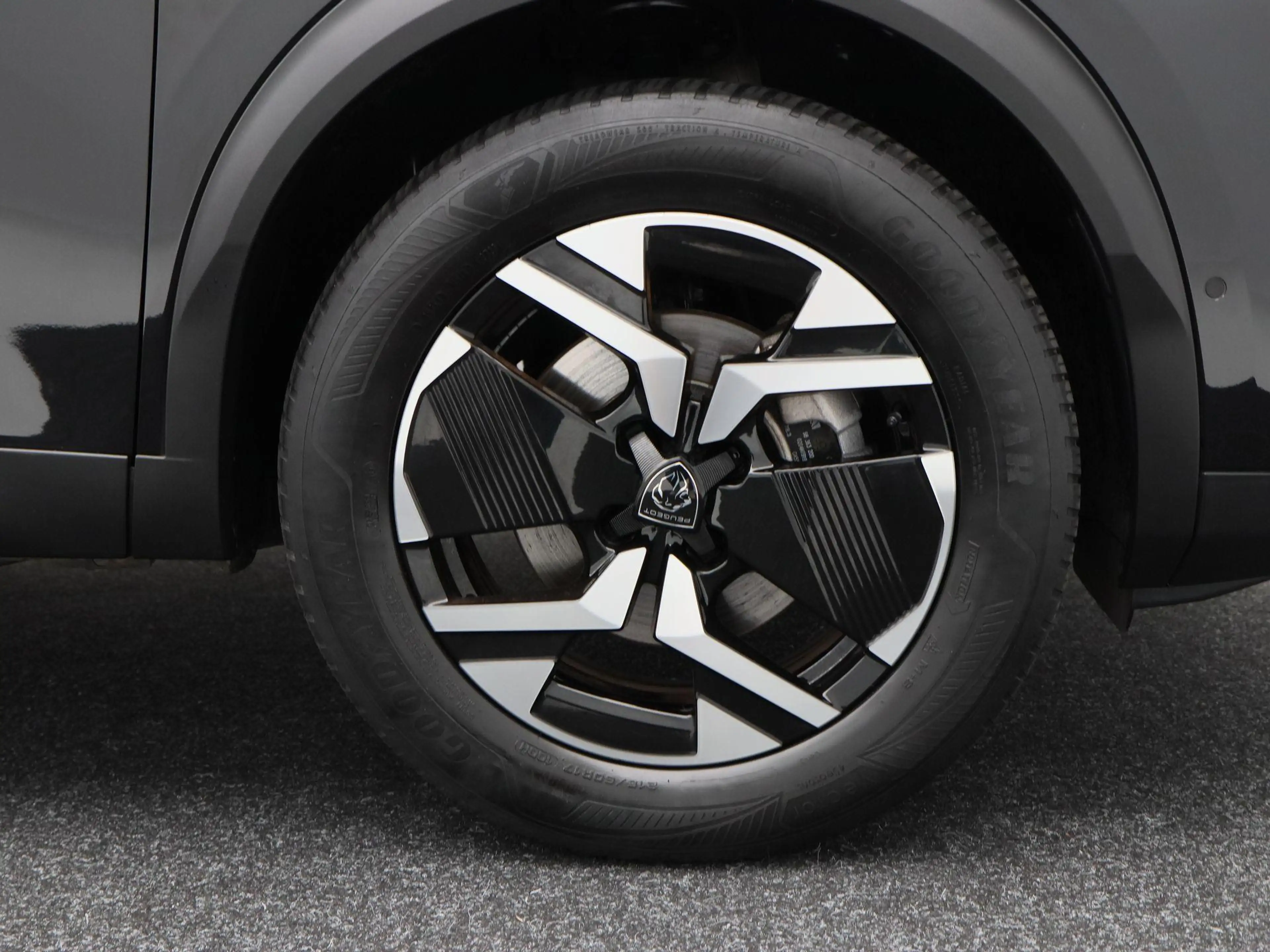 Peugeot e-2008 EV GT 54 kWh 156 Pk | Nieuw Model | Adaptive Cruis — photo 12
