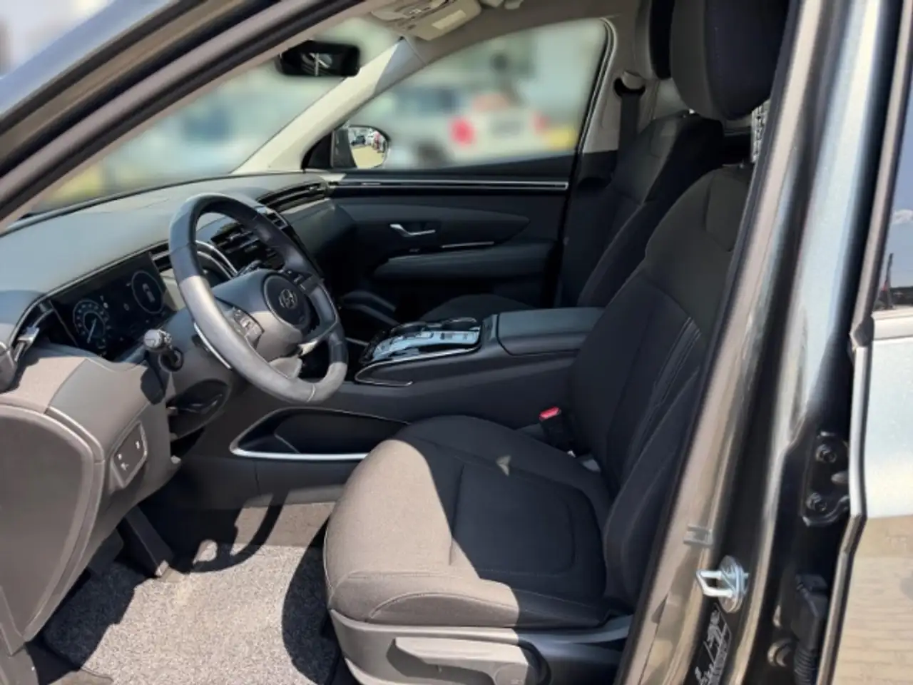 Hyundai TUCSON 1.6 Trend 2WD +KLIMA+LED+NAVI+SHZ+PDC+UVM+, миниатюра 7