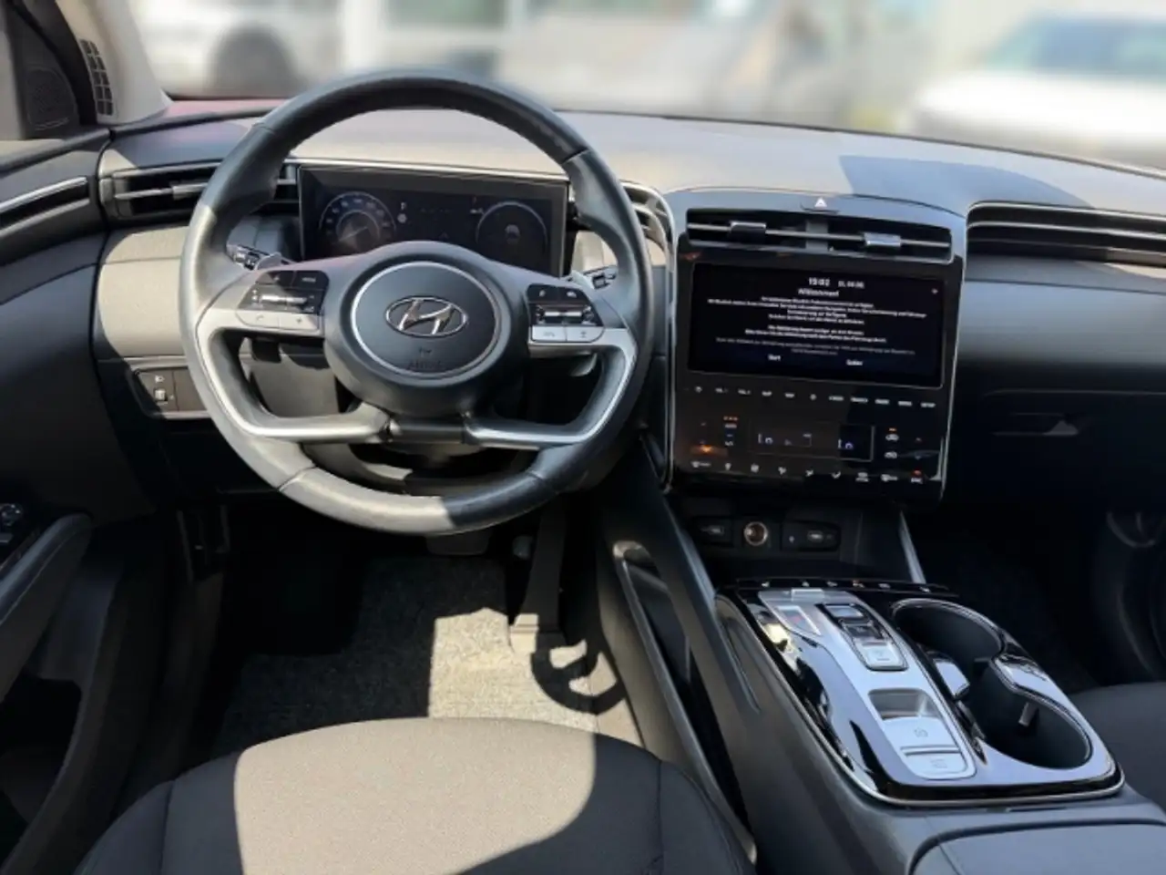 Hyundai TUCSON 1.6 Trend 2WD +KLIMA+LED+NAVI+SHZ+PDC+UVM+, миниатюра 10