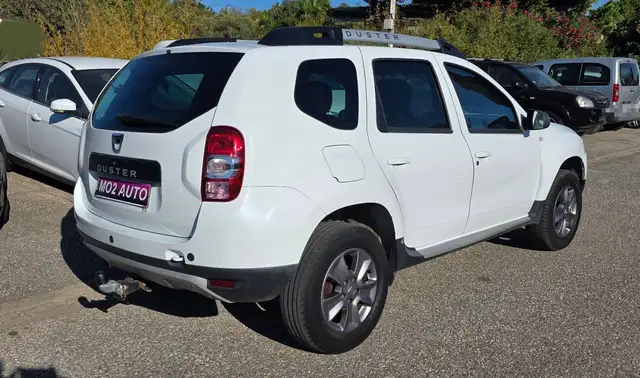 Dacia Duster view 3