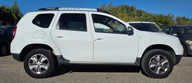 Dacia Duster view 4