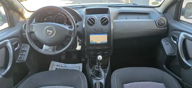 Dacia Duster view 6