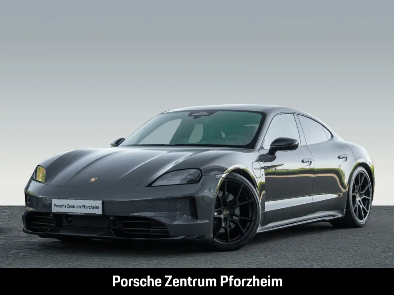 Porsche Taycan 4 Black Edition InnoDrive Head-Up 21-Zoll