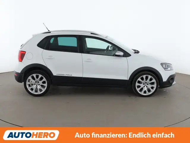 Volkswagen Polo view 7