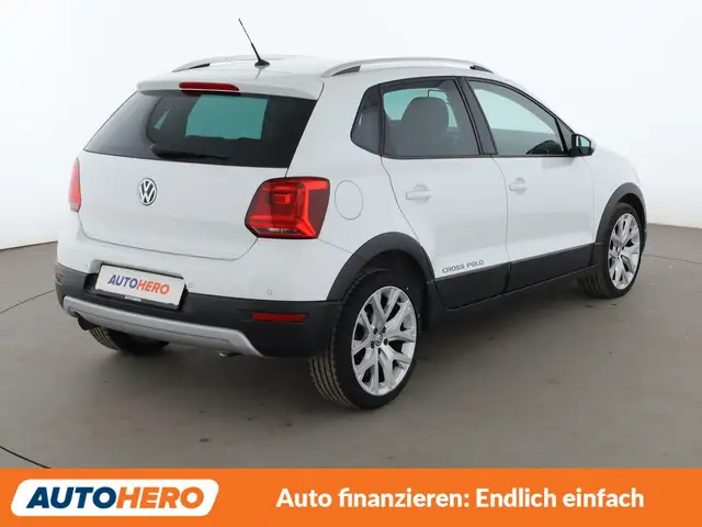 Volkswagen Polo view 6