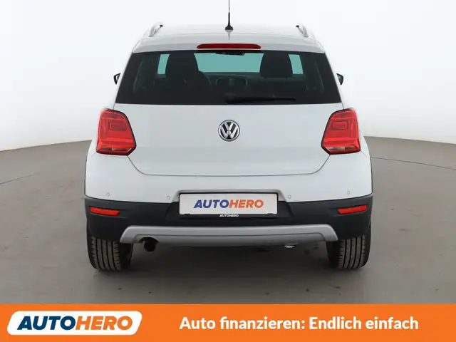 Volkswagen Polo view 5