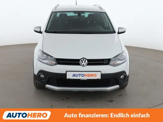 Volkswagen Polo view 9