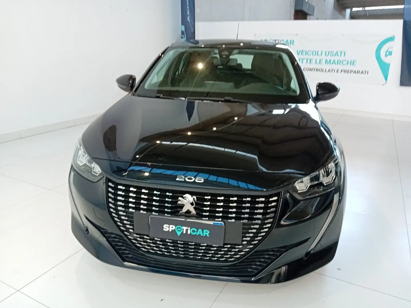 Peugeot 208 PureTech 75cv  5 porte Active Pack Nero - 2