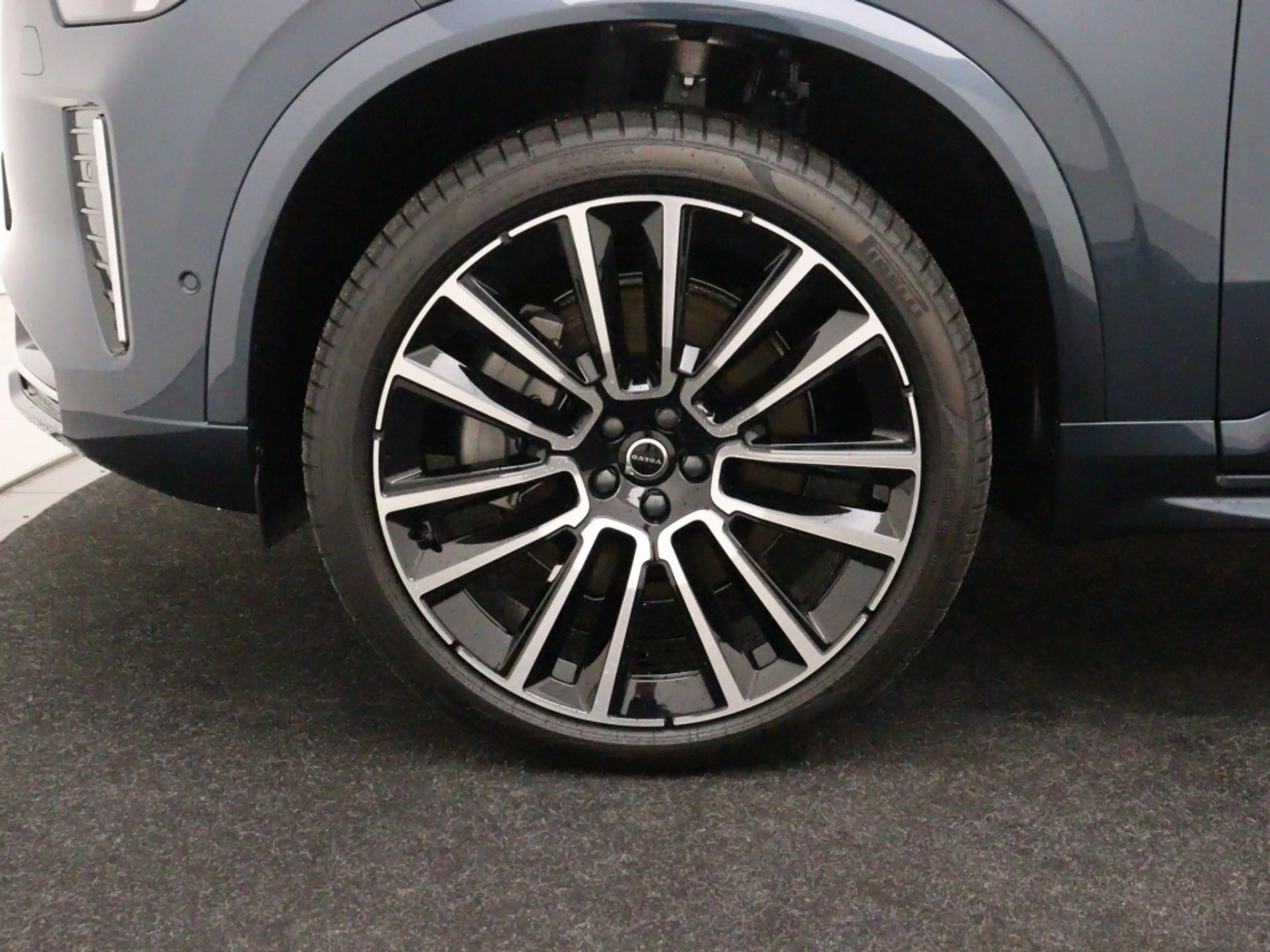 Volvo XC90 T8 PLUG-IN HYBRID ULTRA BRIGHT EXECUTIVE EDITION L — photo 8