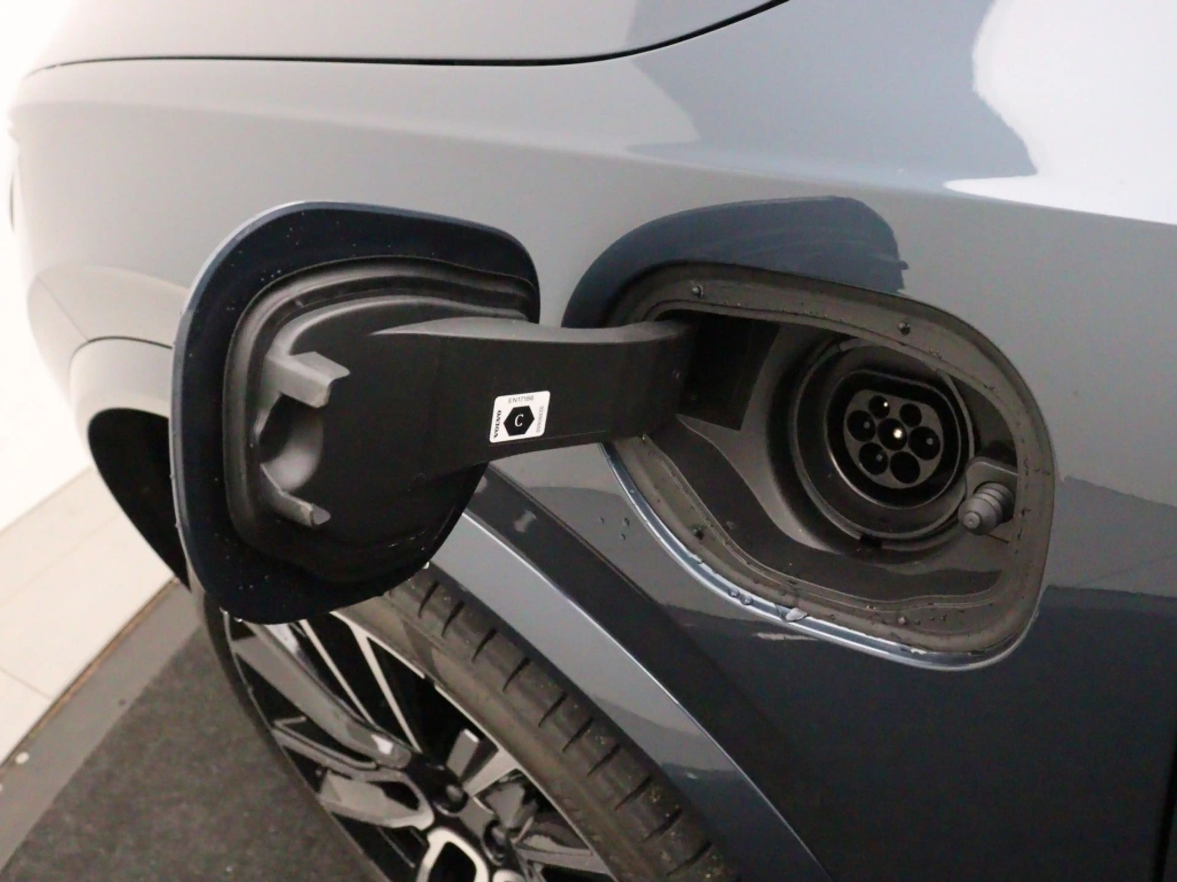 Volvo XC90 T8 PLUG-IN HYBRID ULTRA BRIGHT EXECUTIVE EDITION L — photo 10