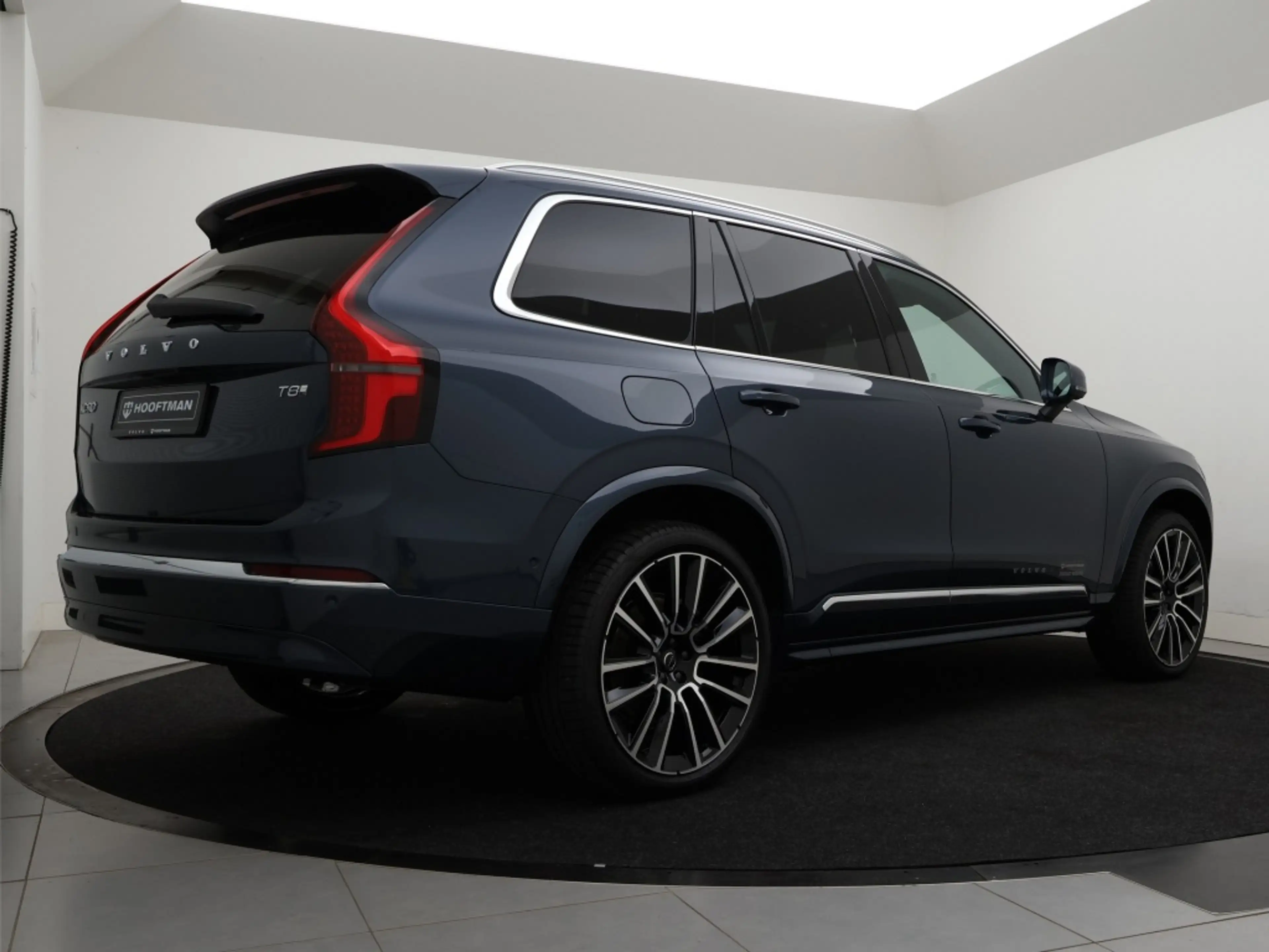 Volvo XC90 T8 PLUG-IN HYBRID ULTRA BRIGHT EXECUTIVE EDITION L — photo 3