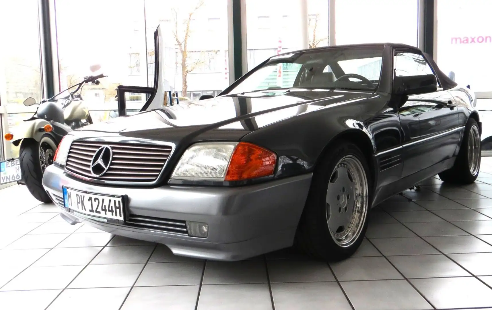 Mercedes-Benz SL 300 24V AMG Aero III* Top Zustand* Erstlack* Black - 2