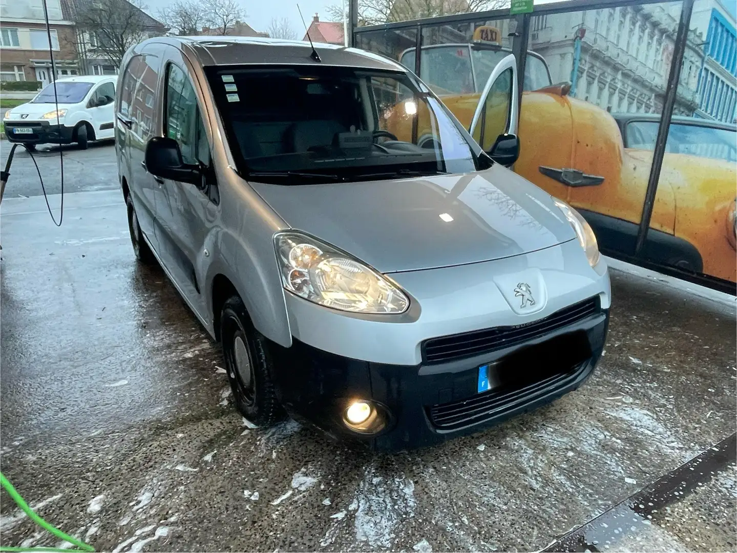 Peugeot Partner FGN 120 L1 1.6 HDI 92 FAP CONFORT - 2