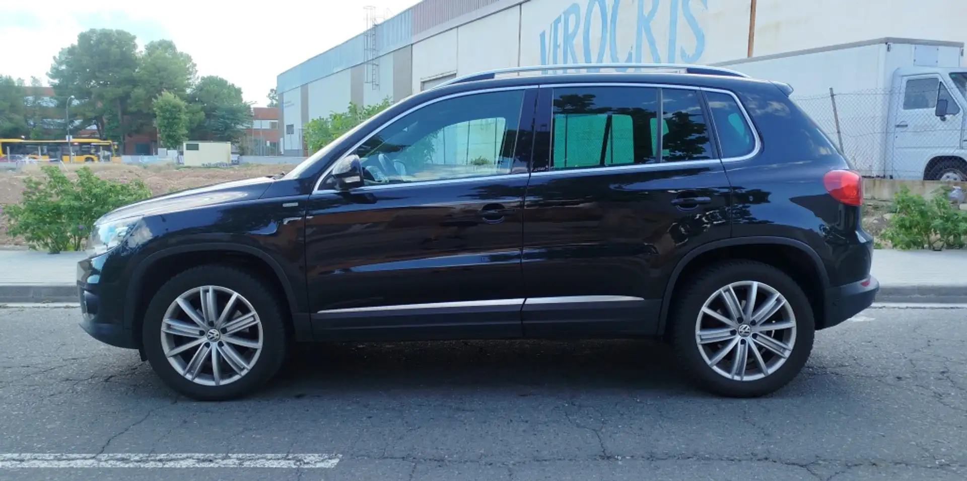 Volkswagen Tiguan 2.0TDI BMT Sport 4Motion 140 Negro - 2