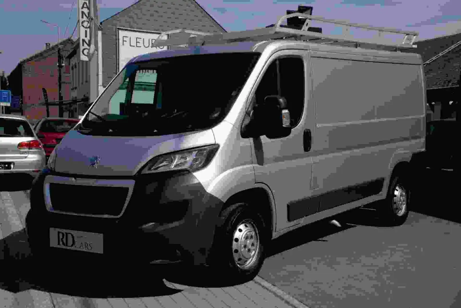 Peugeot Boxer h1/l1* 3000CC*GALERIE TOIT*CAMERA RECUL*GARA Plateado - 1