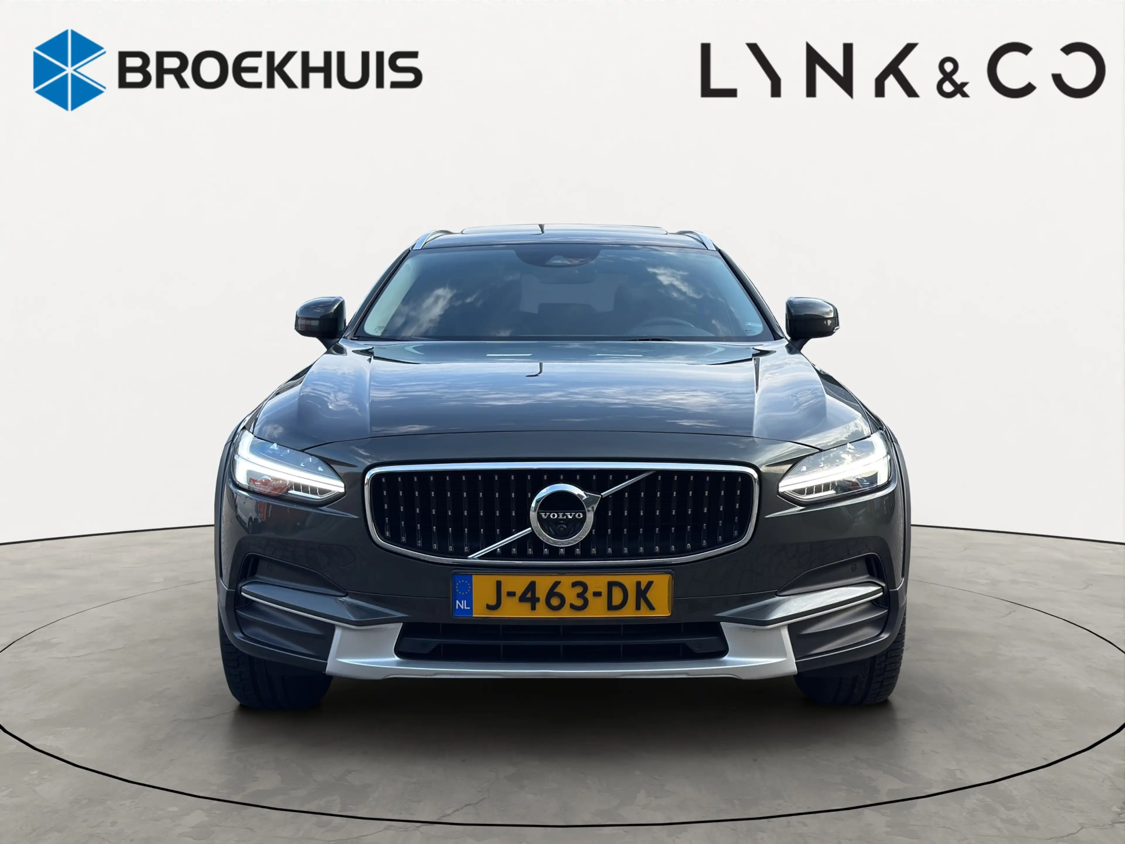 Volvo V90 Cross Country 2.0 T5 AWD Pro | Camera | Apple Carplay\Android Au — photo 2