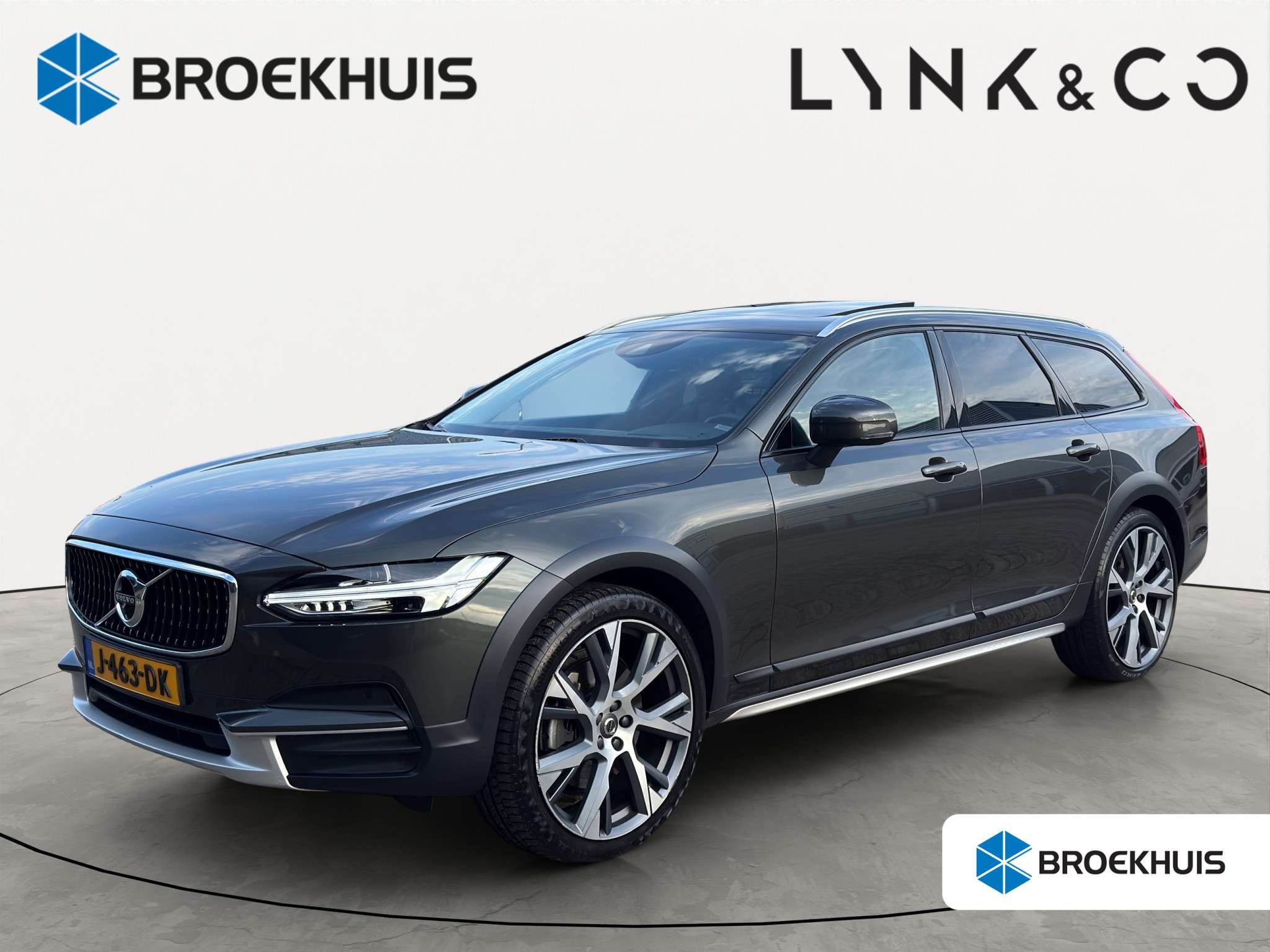 2020 Volvo V90