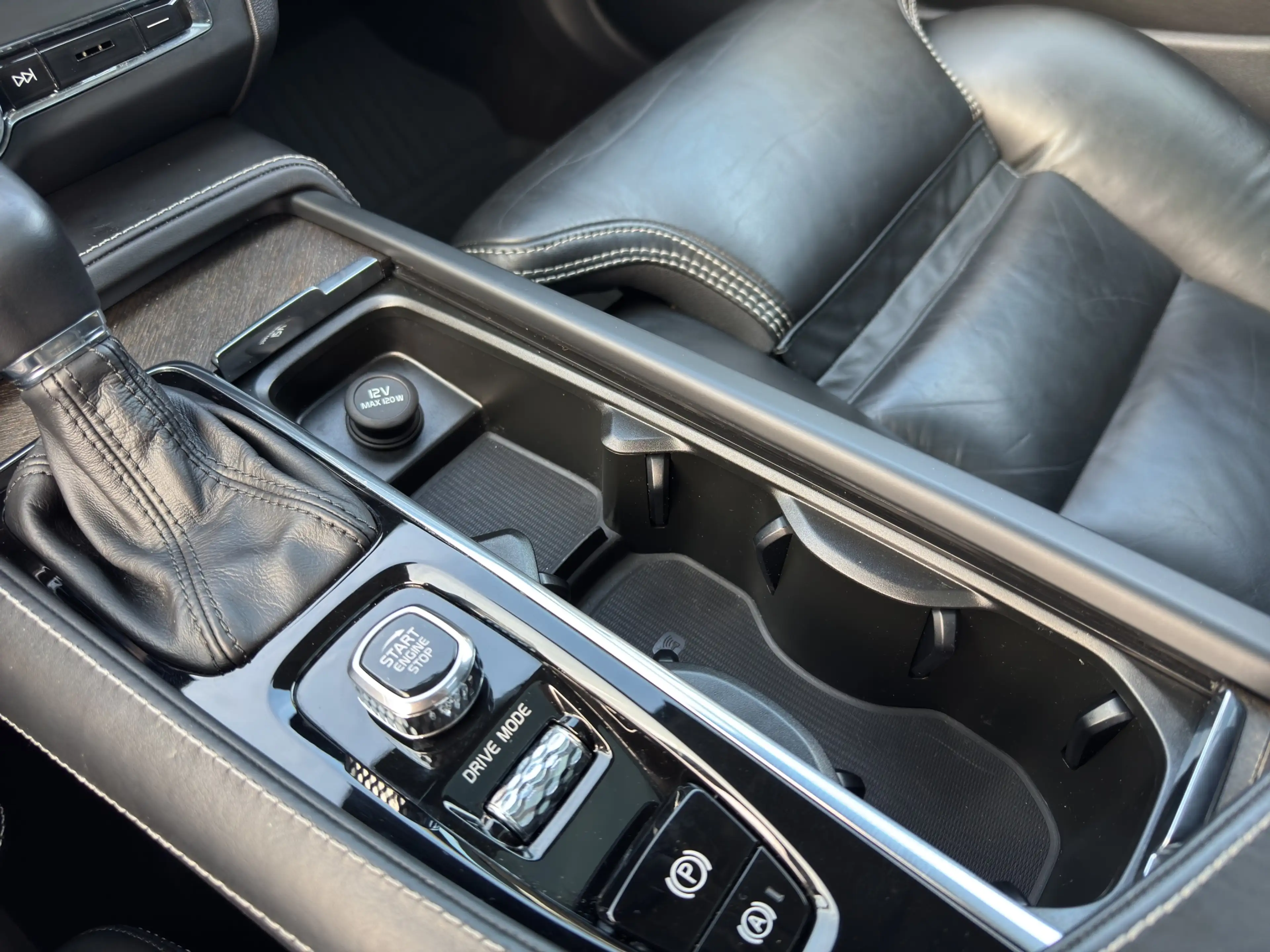 Volvo V90 Cross Country 2.0 T5 AWD Pro | Camera | Apple Carplay\Android Au — photo 31