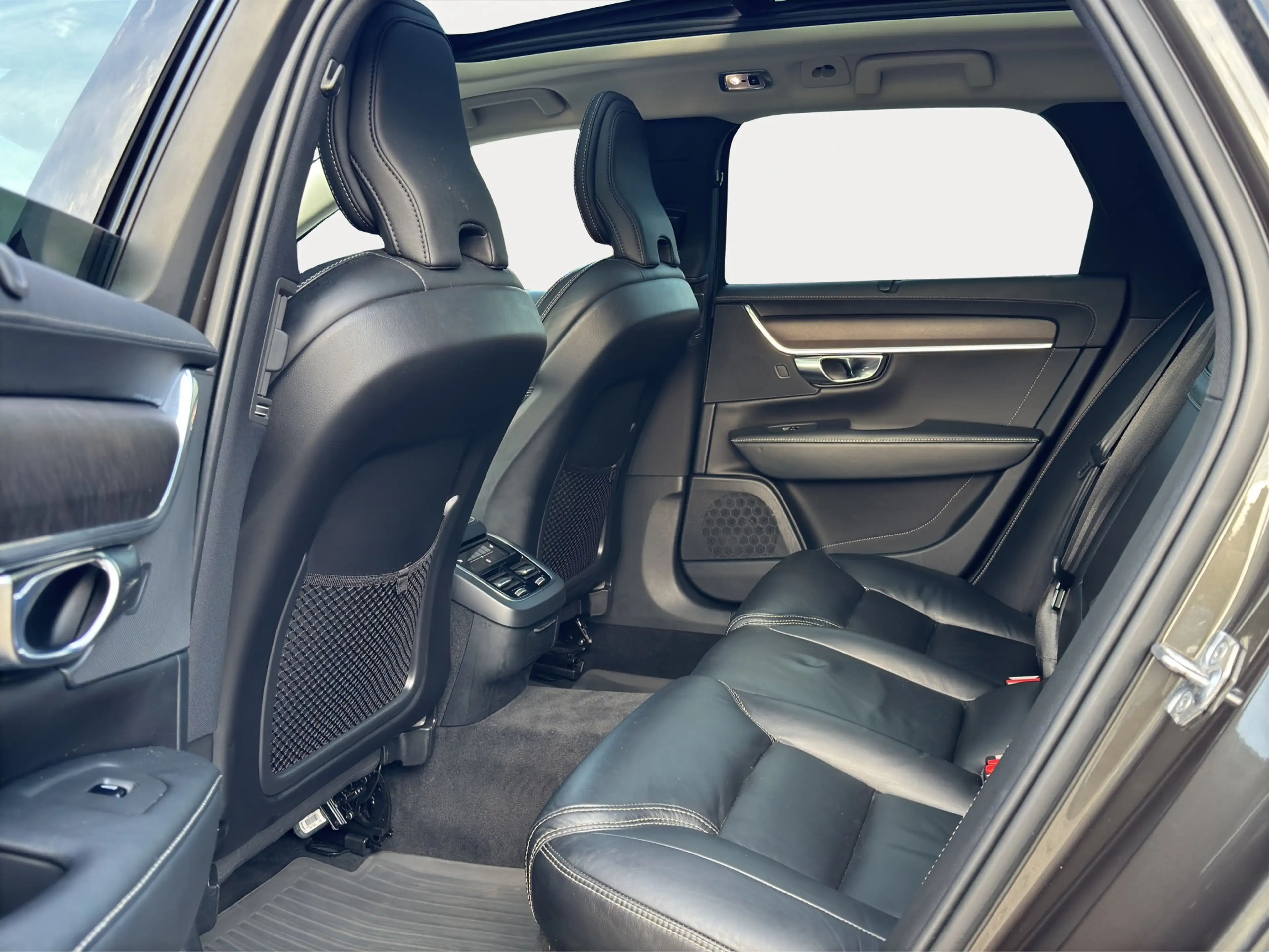 Volvo V90 Cross Country 2.0 T5 AWD Pro | Camera | Apple Carplay\Android Au — photo 34