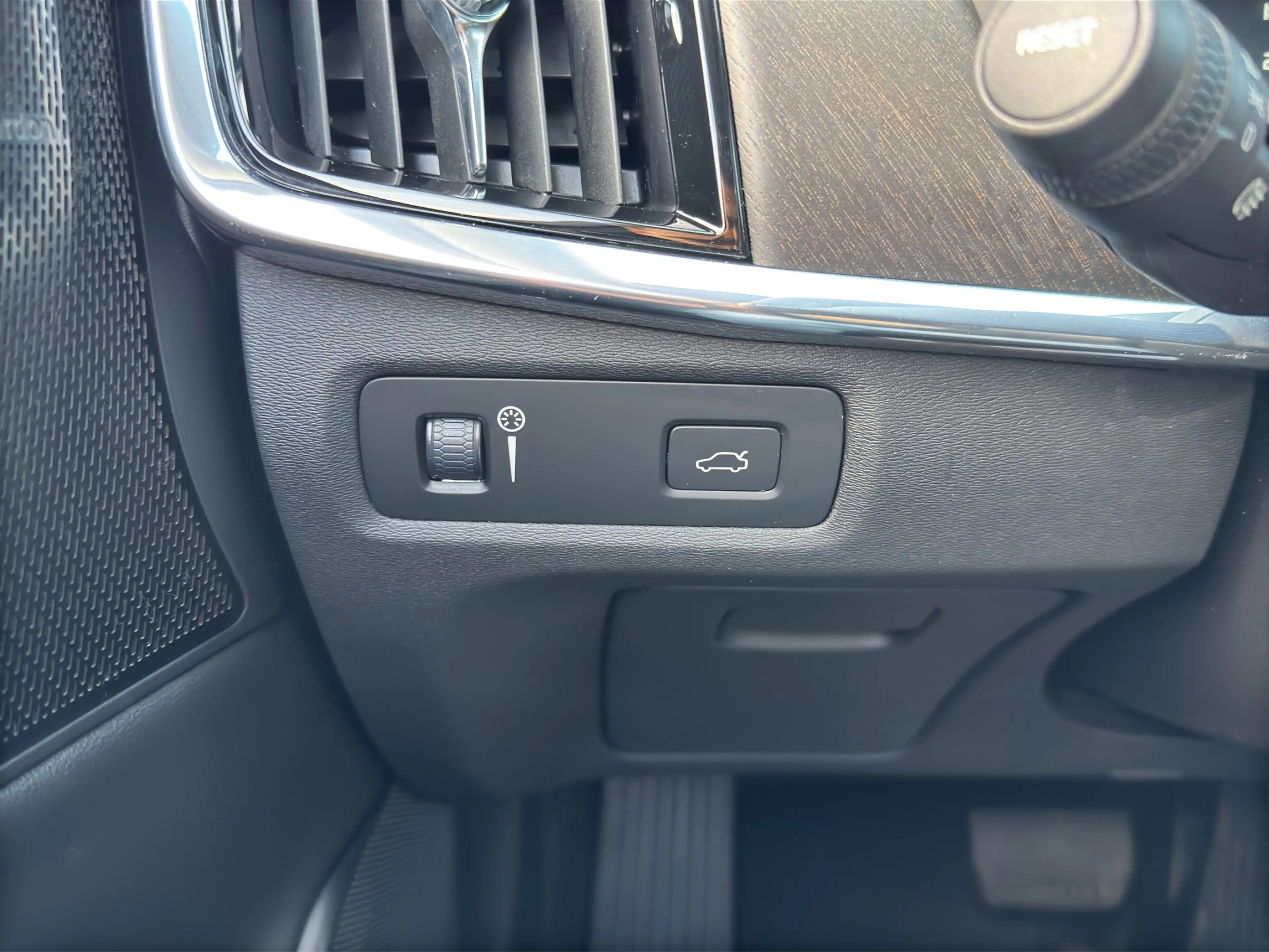 Volvo V90 Cross Country 2.0 T5 AWD Pro | Camera | Apple Carplay\Android Au — photo 16