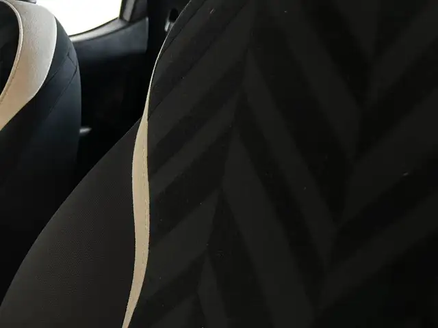 Lancia Ypsilon view 7