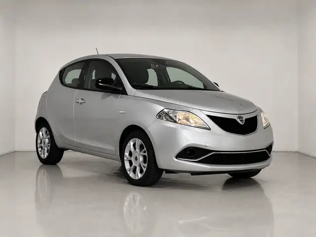 2016 Lancia Ypsilon in Silver for sale