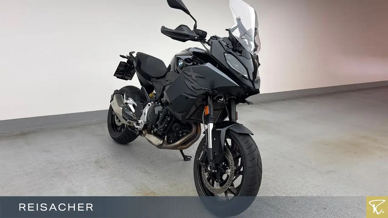 BMW F 900 XR