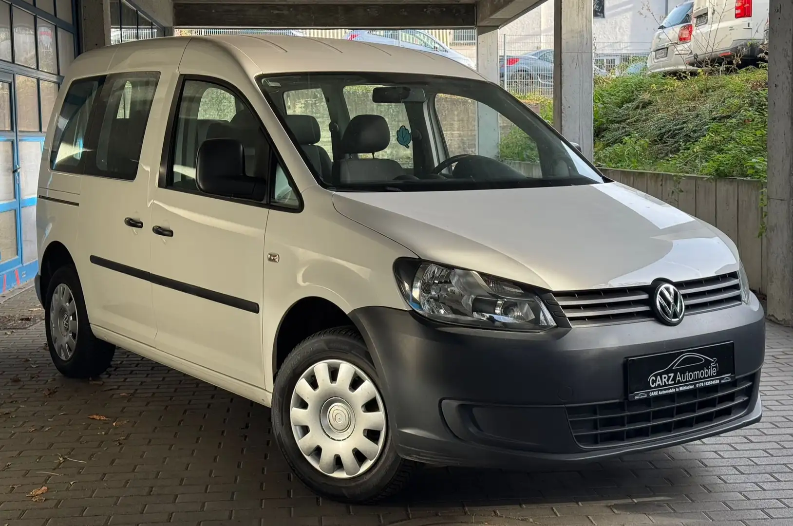 Volkswagen Caddy Startline ** 7 Sitzer ** TÜV NEU** Weiß - 1