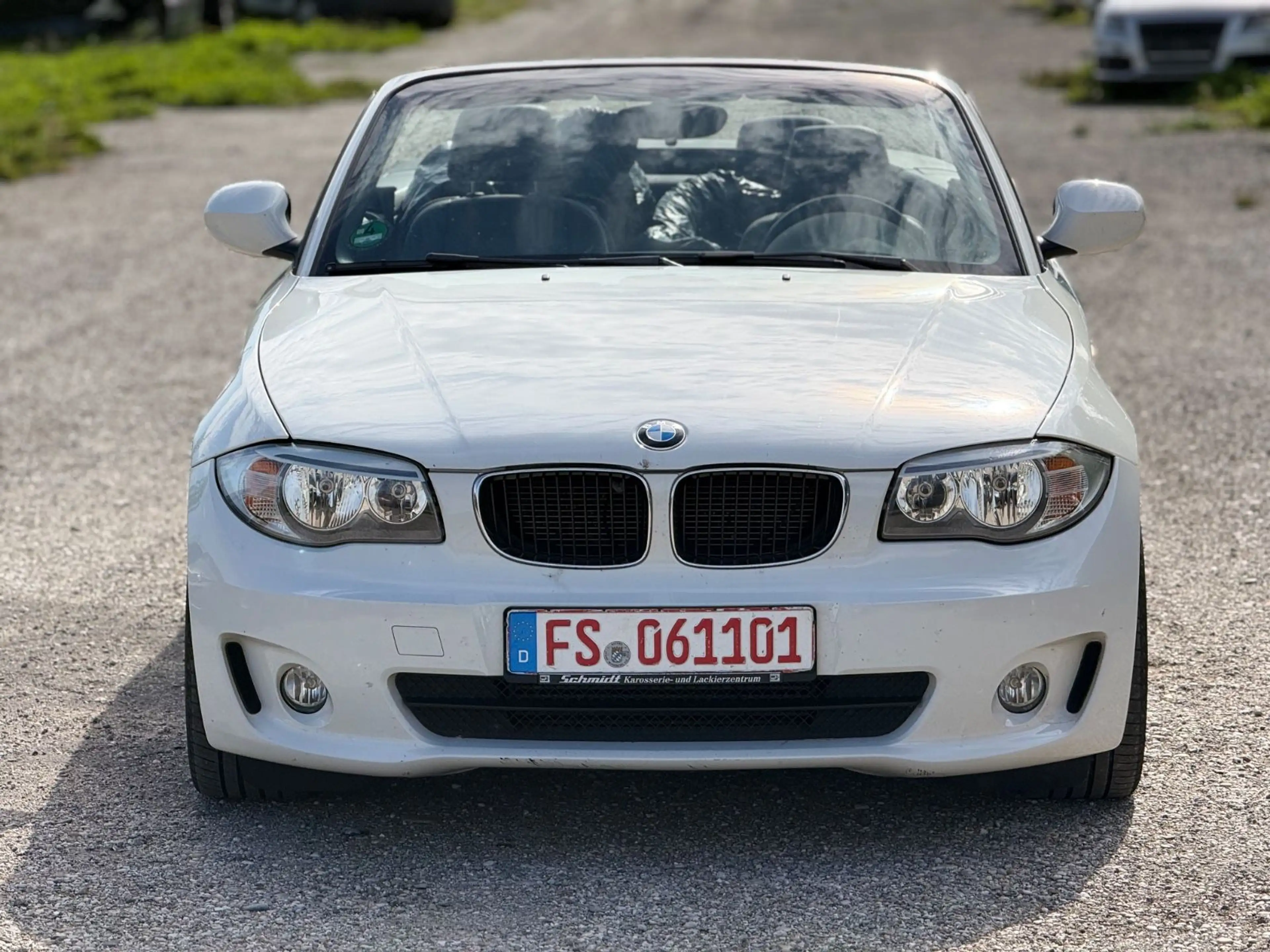 BMW 118 1er Cabrio /Automatik/Leder/8-fach Bereifung — photo 7