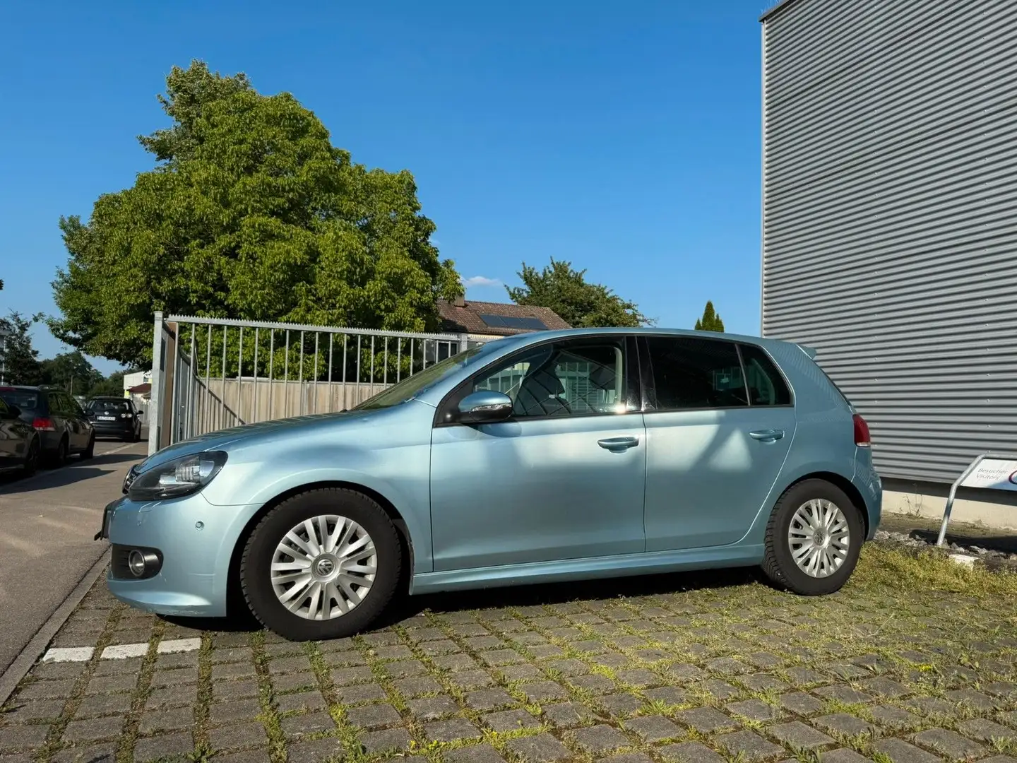 Volkswagen Golf *VI*Trendline*BlueMotion*TÜV NEU*1.Hand* Blau - 2